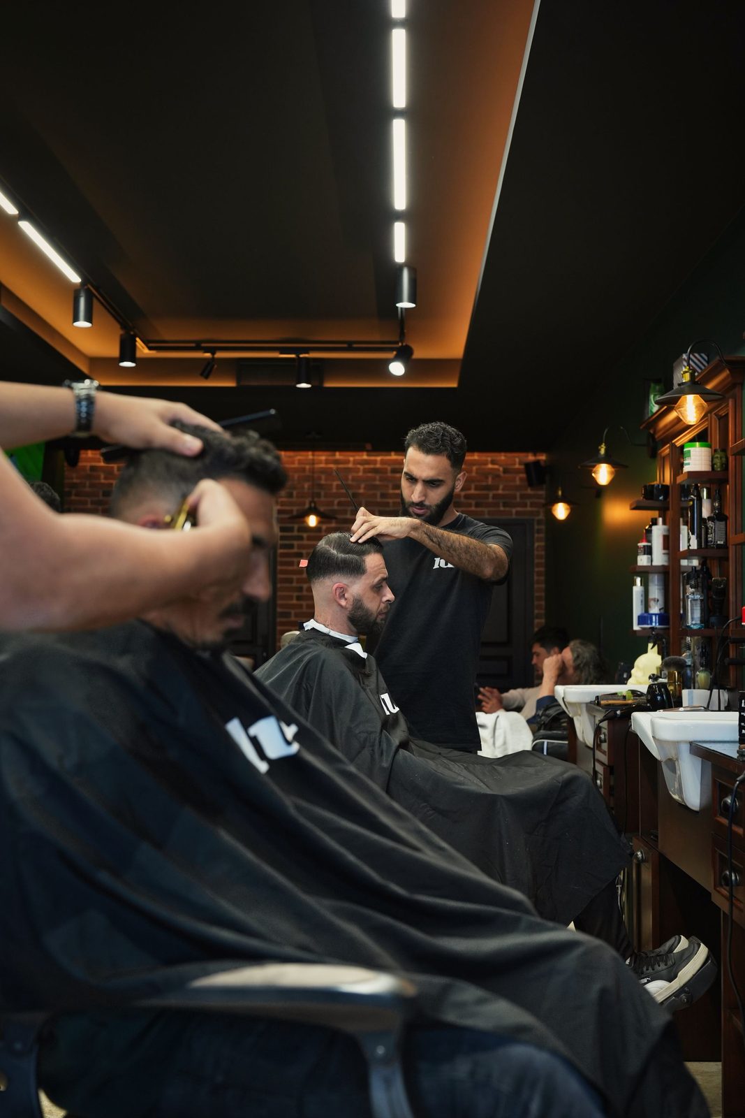 Coupe + Taille de barbe + Barbothérapie