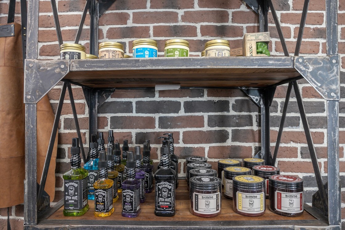 Ambiance du salon Lui Coiffeur Draguignan — barbier Draguignan (photo 2)
