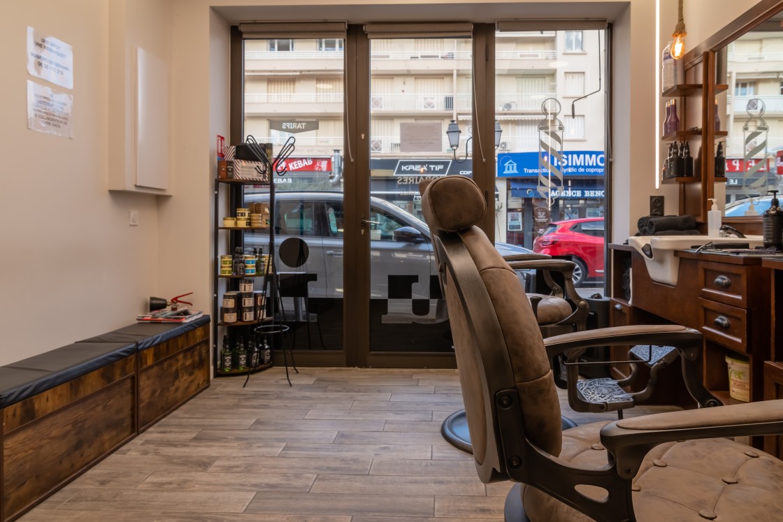 Ambiance du salon Lui Coiffeur Sainte-Maxime — barbier Sainte-Maxime (photo 4)